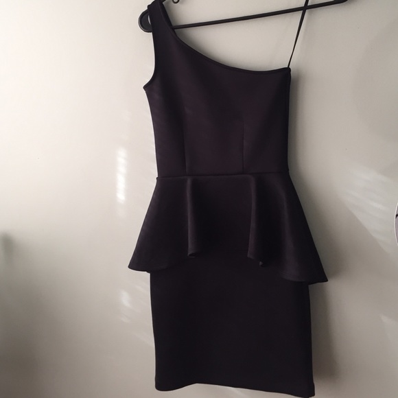 Black peplum H&M size 2 dress. Worn once!