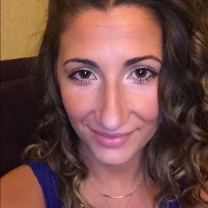 Meet your Posher, Jenn