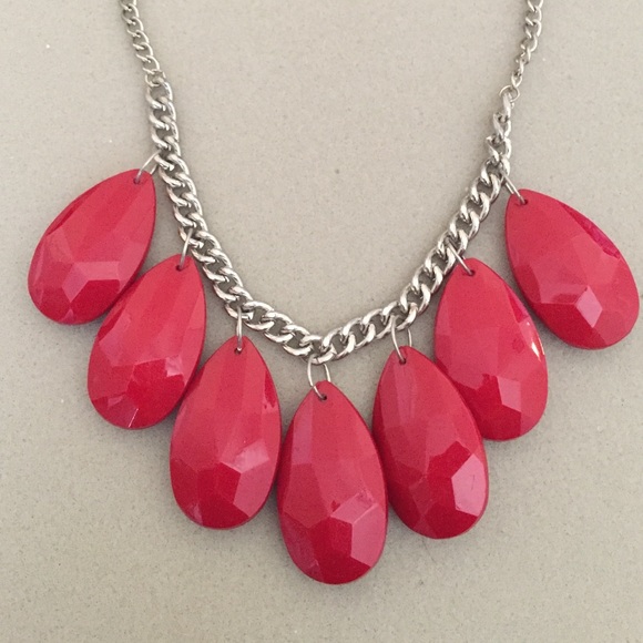 Red Necklace - Picture 2 of 2