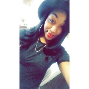 Meet your Posher, Auchae