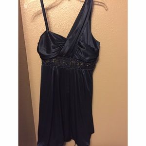 Formal one shoulder dress