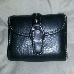 **Dooney & Bourke wallet**