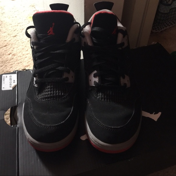 Jordan 4's. - Picture 2 of 4