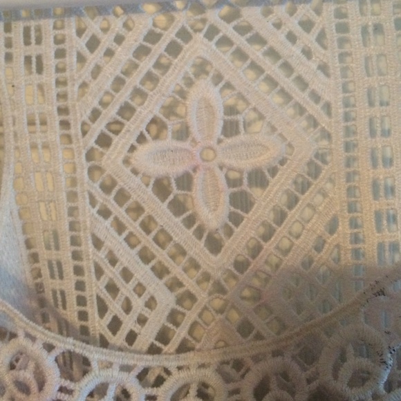 Tank - Picture 2 of 4