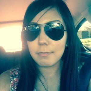 Meet your Posher, Kristina