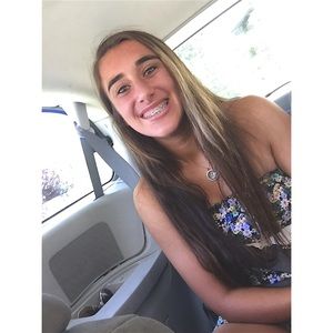 Meet your Posher, Karissa