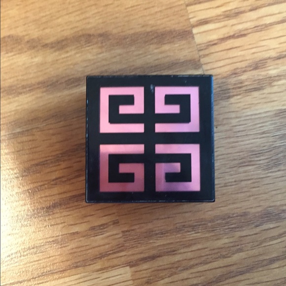 New without box.Givenchy's newest blush product! - Picture 1 of 3