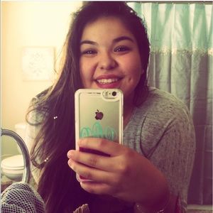 Meet your Posher, Lorena