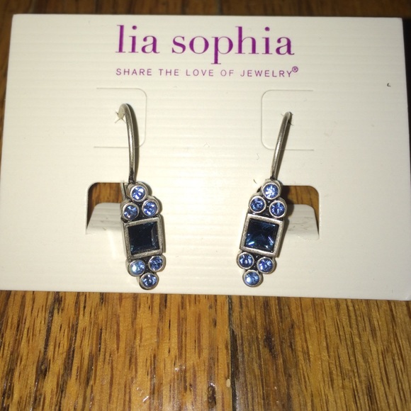 Lia Sophia blue dangle earrings