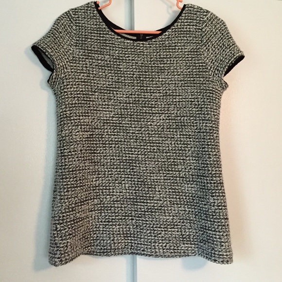 Tweed top