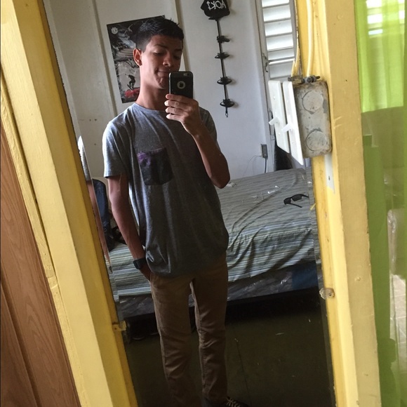 Meet your Posher, Joshua - Picture 1 of 1