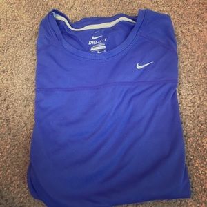 Nike miler top