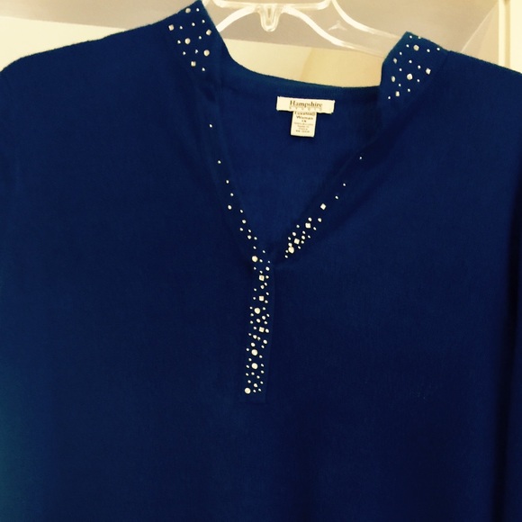 Top - Picture 2 of 2