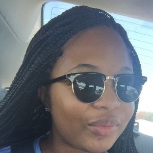 Meet your Posher, Kennedi