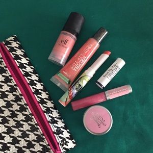 Ipsy/Elf/Tarina Tarantino Beauty Samples FREE Bag!