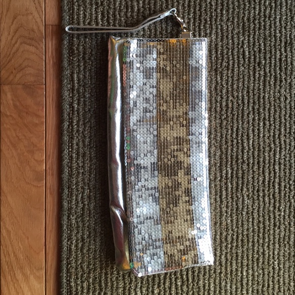 One handbag