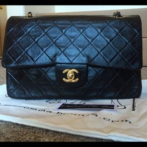Chanel classic double flap medium black