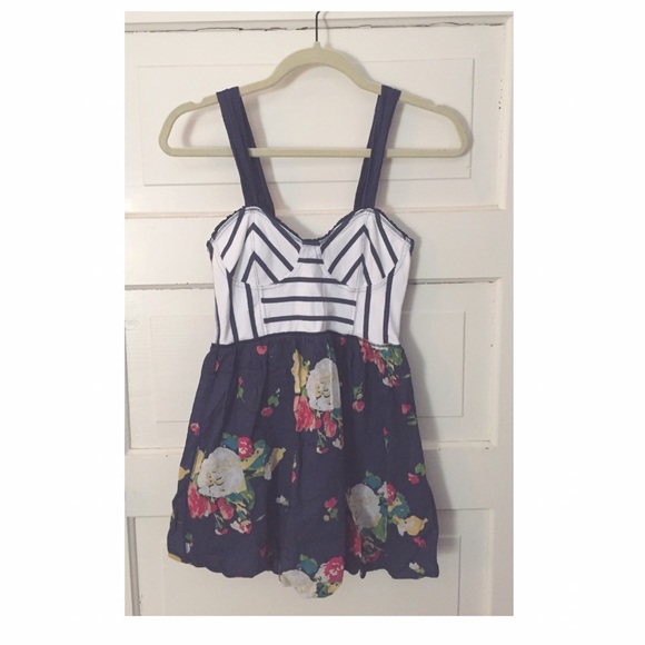 Price drop❕Small Abercrombie & Fitch Dress