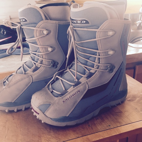 Salomon snowboard boots