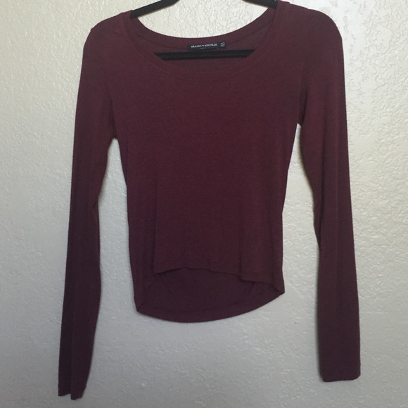 Burgundy longsleeved top