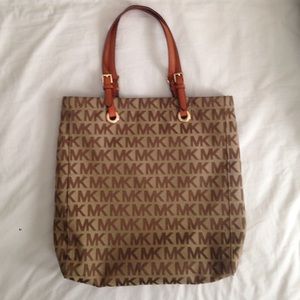 Michael Kors Tote