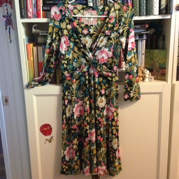 Anthropologie Lilka forest floral lounge dress S/M