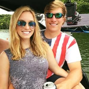 Meet your Posher, Cortney