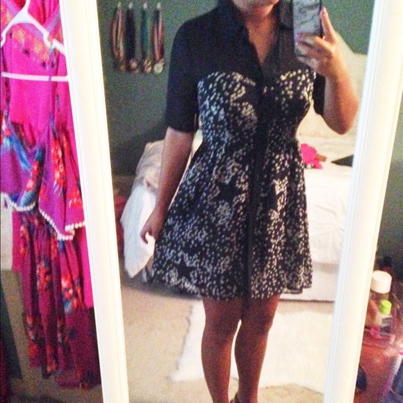 Vera Wang Navy Short-sleeved dress with Stars