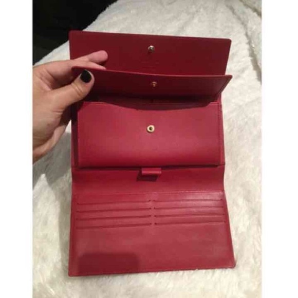 100% Authentic Louis Vuitton Wallet - Picture 3 of 4