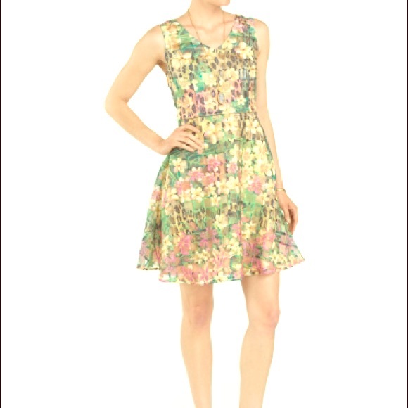 NWT - Gabby Skye - Floral/Animal Print Dress