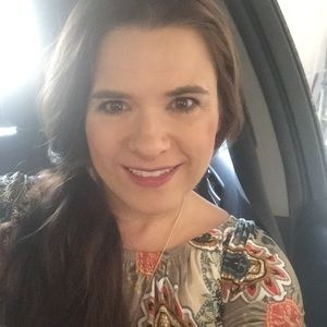 Meet your Posher, Mel