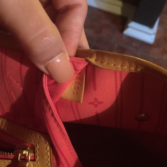 SOLD Louis Vuitton Neverfull - Picture 3 of 4