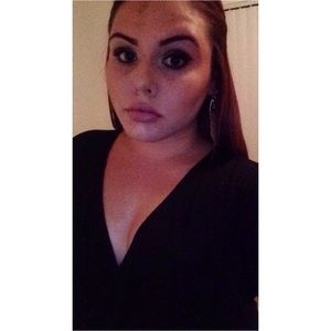 Meet your Posher, Karina