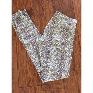 Grey and blue leopard print leggings