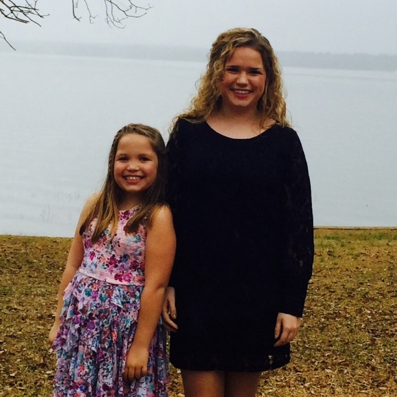 Meet your Posher, Elsa - Picture 1 of 1