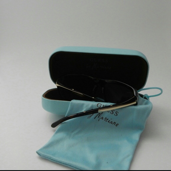 Sunglasses - Picture 4 of 4