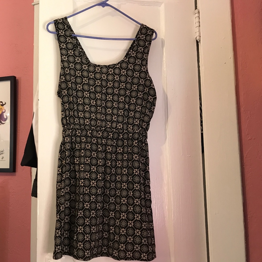 Light weight dress