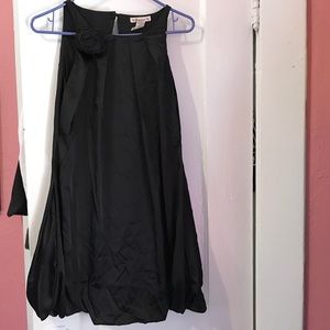 Black silky dress w/flower