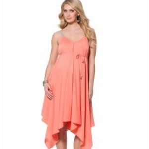 Jessica Simpson maternity dress