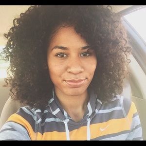 Meet your Posher, Sopha