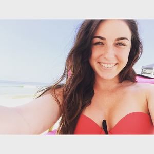 Meet your Posher, Kayla