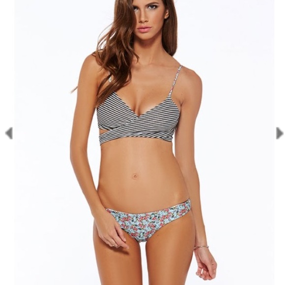 l*space Tops - l*Space Chloe Wrap Top Reversible . NWTs
