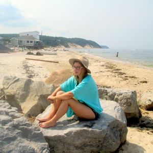 Meet your Posher, Ellie