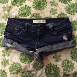 Abercrombie & Fitch Distressed Jean Shorts - 8