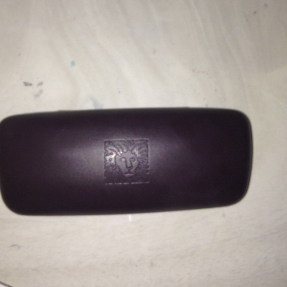 Anne Klein glasses case!!!😍