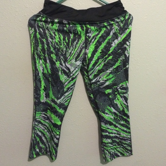 Athletic leggings - Picture 1 of 3