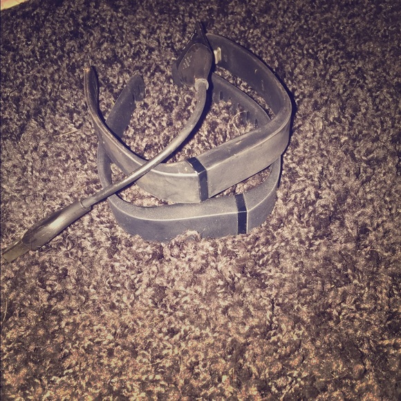 Black Fitbit flex. Works perfectly.