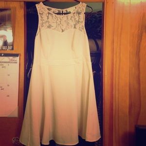Beautiful forever 21 cream dress
