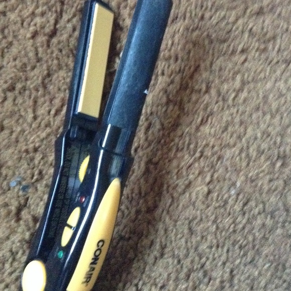 Conair hair flat iron!😋😍💇