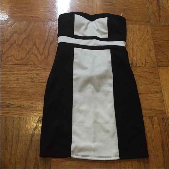 Black and white mini dress